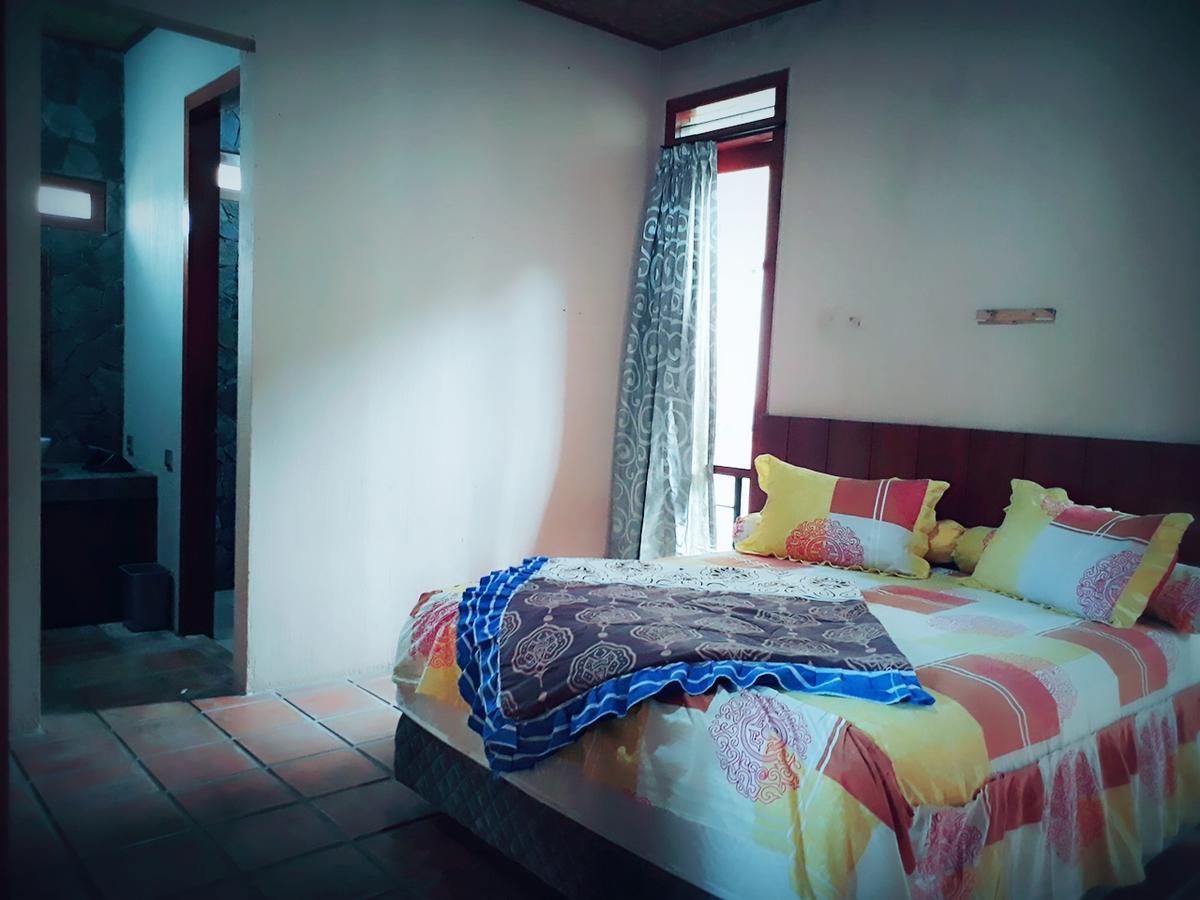 Villa Bukit Danau チパナス エクステリア 写真