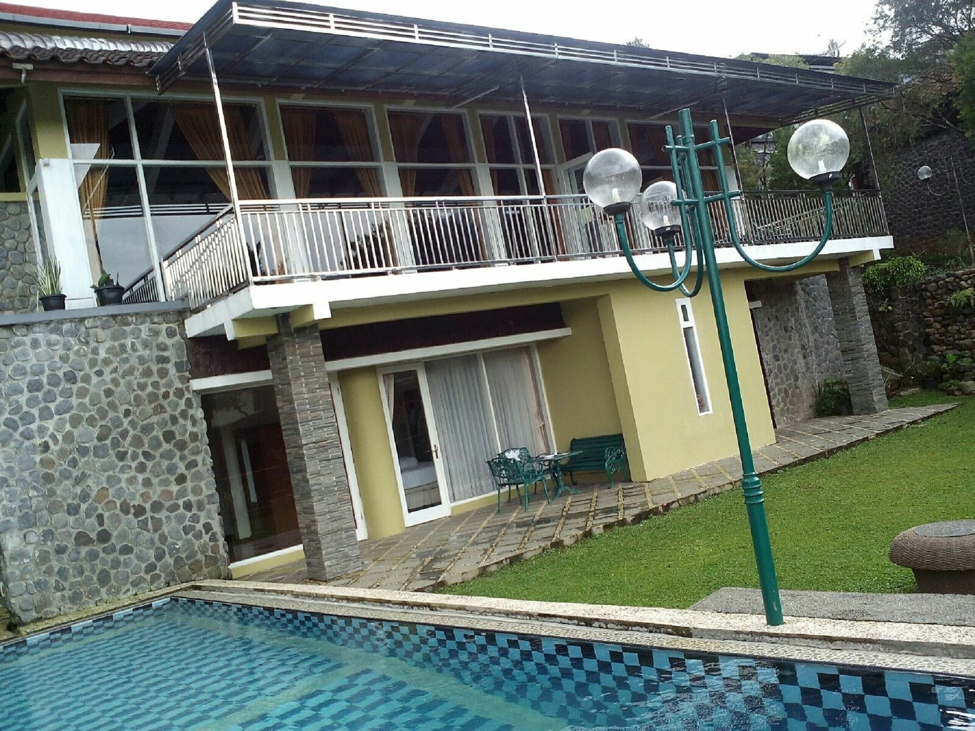 Villa Bukit Danau チパナス エクステリア 写真