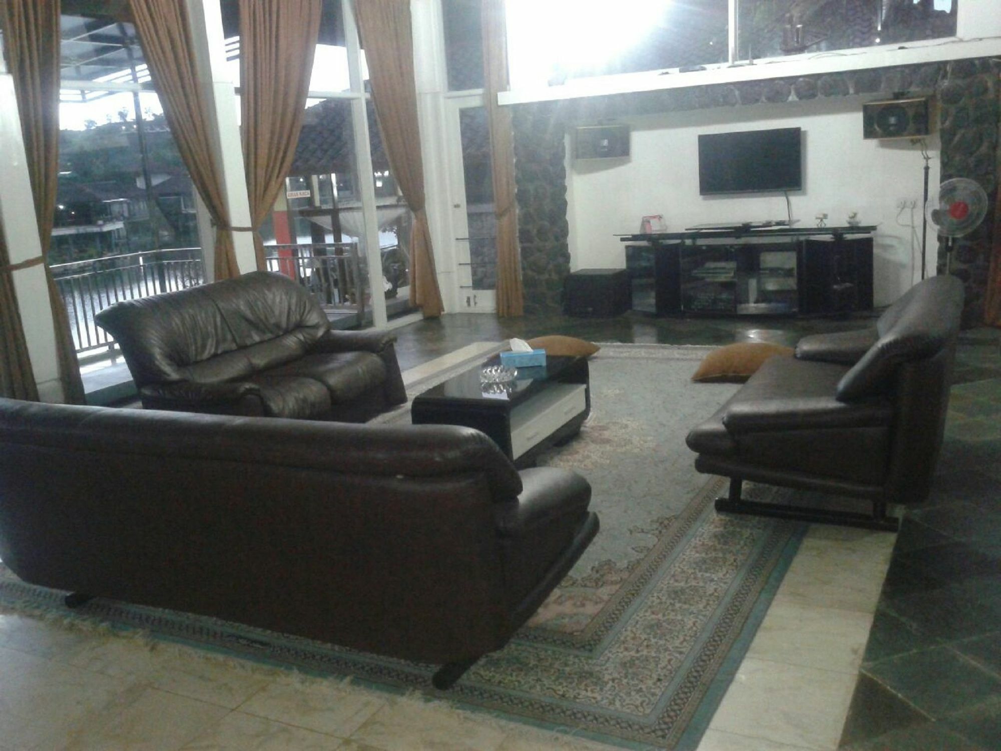 Villa Bukit Danau チパナス エクステリア 写真